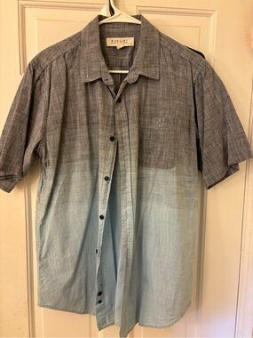 Ezekiel Men’s Two-Tone Short Sleeve Button-Up Shirt - Gray/Light Blue Size